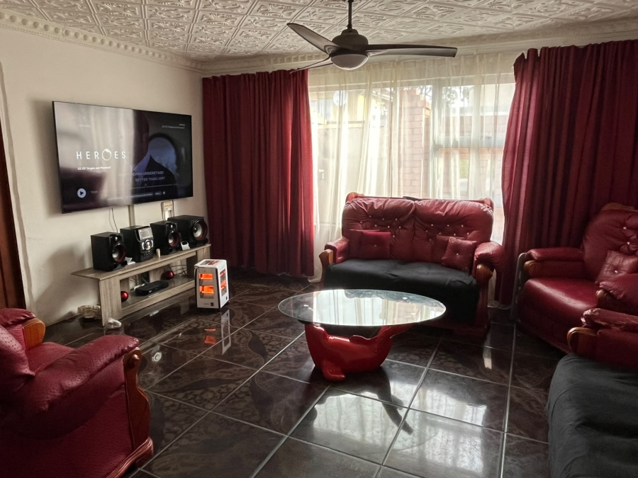 3 Bedroom Property for Sale in Haven Hills Eastern Cape